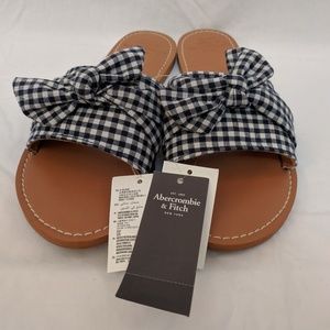 NWT Abercrombie and Fitch Sandals